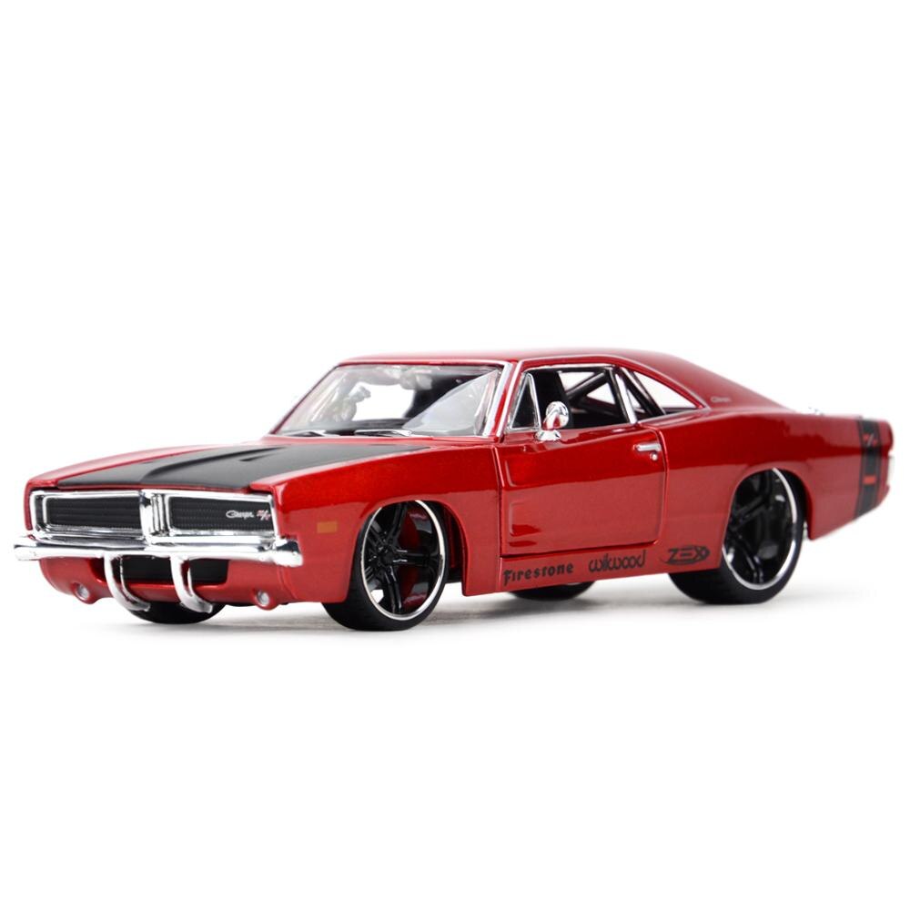 Maisto 1 24 1969 Dodge Charger R T Static Die Cast Vehicles Collectible Model Car Toys