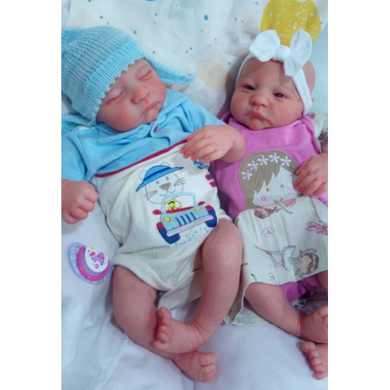 Bebê Reborn Toda Silicone Casal Gêmeos 28cm Menino e Menina em Promoção na  Americanas