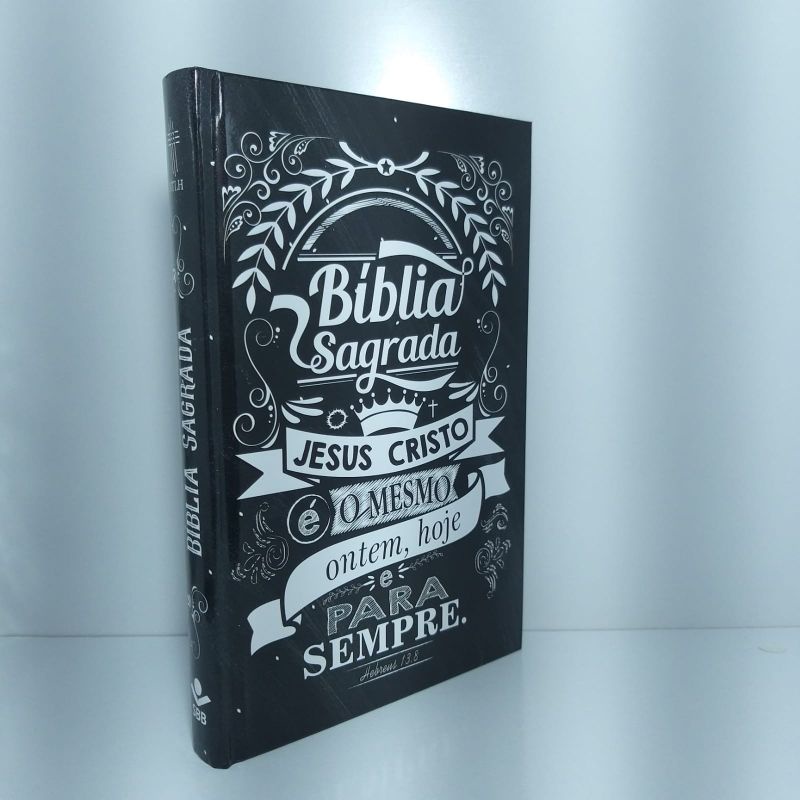 Biblia Sagrada Jesus Cristo, ontem, hoje e para sempre.: SBB:  7899938410042: : Books