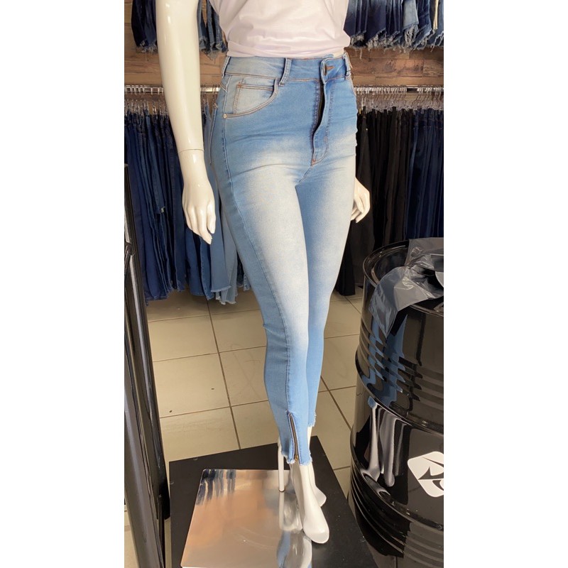 Calça Jeans Plus Size Feminina Flare Cintura Alta Até O 66