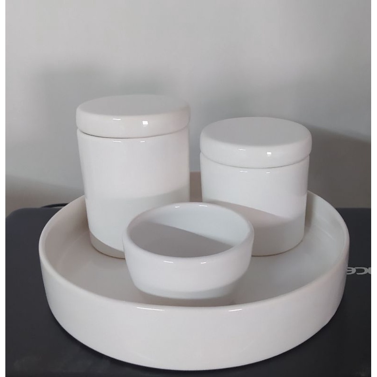 Kit Higiene Bebê Porcelana 4 Peças Branco