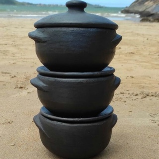 PROMOÇÃO Kit com 3 Panelas de Barro Preto Capixaba de 1,5 Litros + Cumbuca