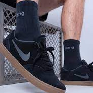 Nike sb cheap check portmore