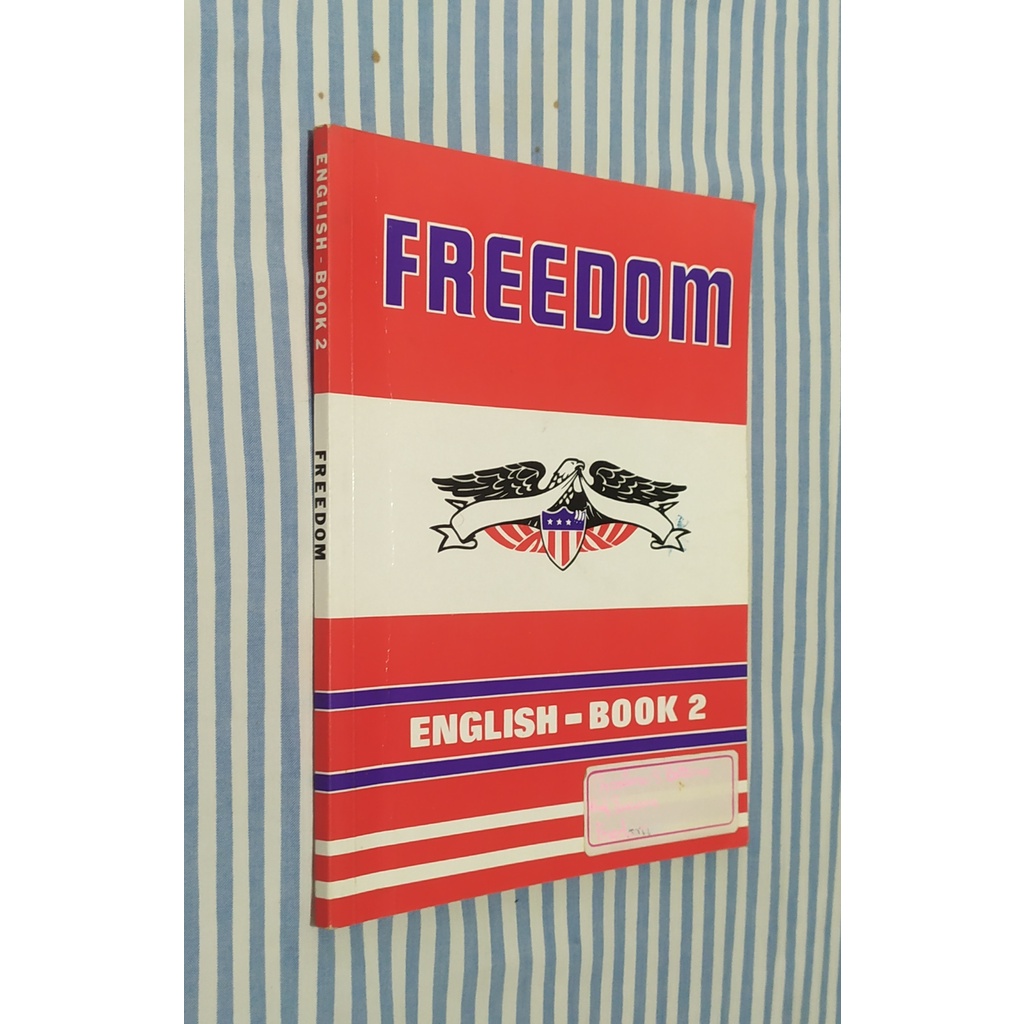 Livro Freedom - English - Book 2 | Shopee Brasil
