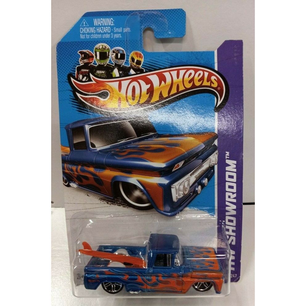 Hot Wheels 62 Chevy pickup HW Showroom 2013 Azul c/ Flames