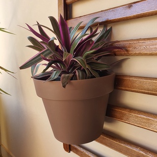 Vaso De Parede Bari Okla Com Encaixe Para Plantas 4.7L