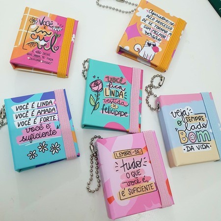 Chaveiro Bloquinho Post-it com Frases Motivacionais (Fazemos todos os temas)