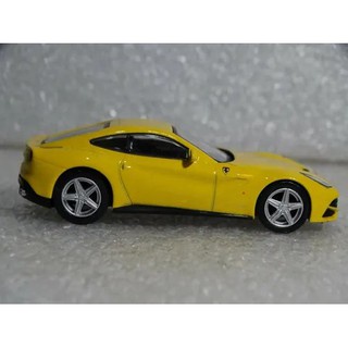 Ferrari F12 Berlinetta Amarela Kyosho 1:64 P. Borracha Loose