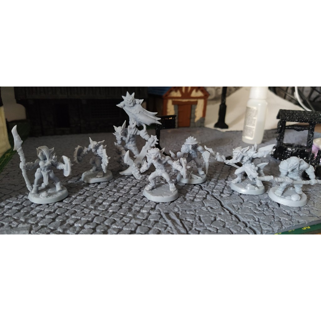 Pack de Miniaturas Goblin + brinde!