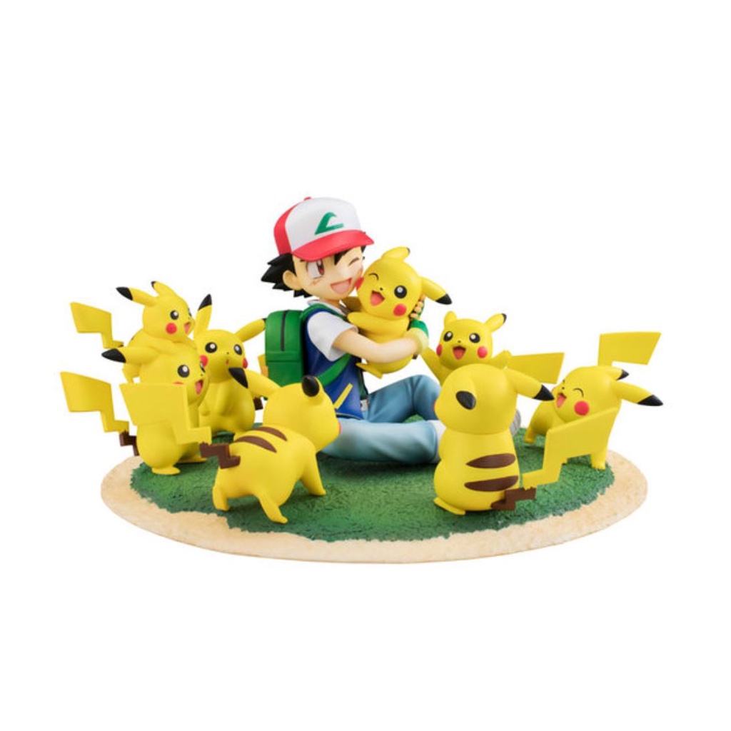 Ash and store pikachu action figure