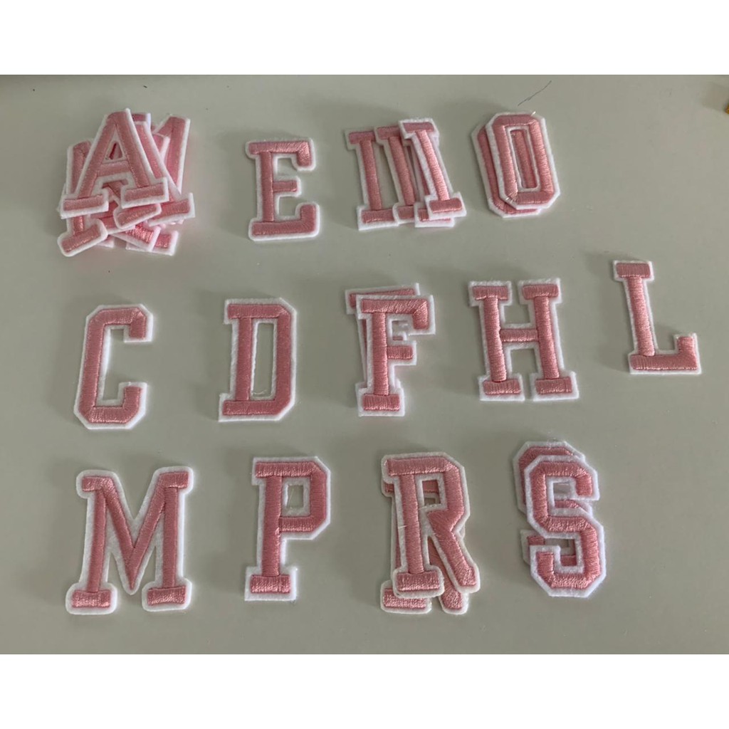 Aplique LETRA Patch ALFABETO termocolante ROSA patche | Shopee Brasil