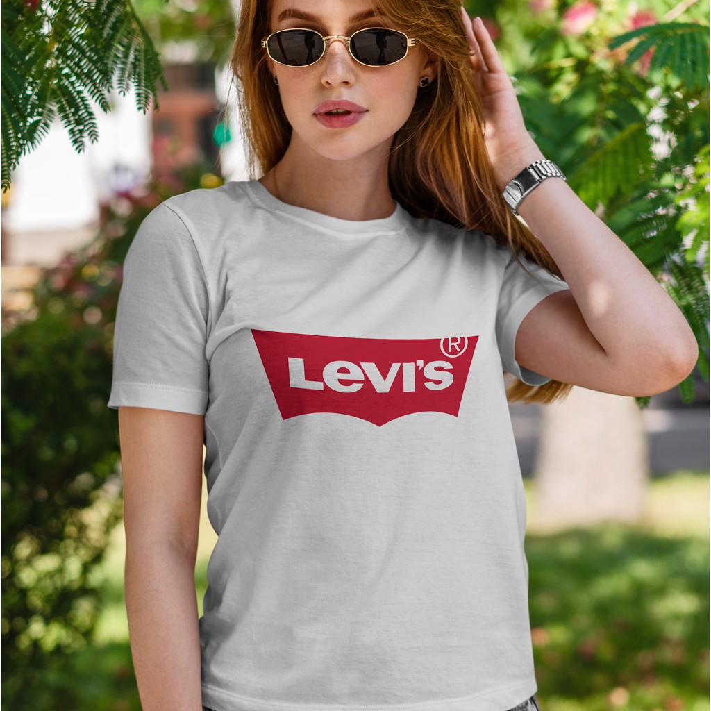 T shirt 2024 levis feminina