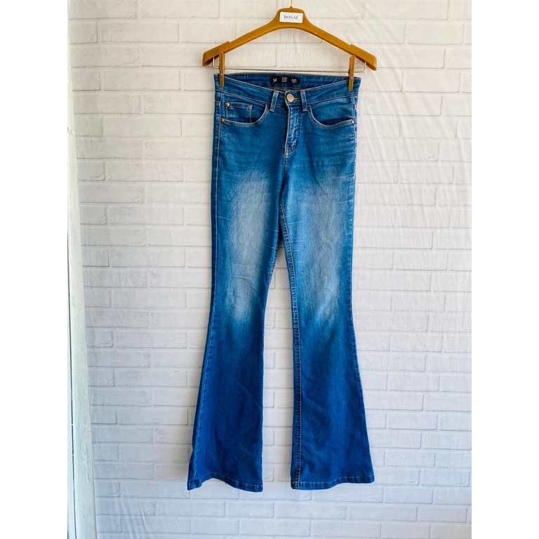 Calça Modelo Detl Jeans Afina Cintura REF MI