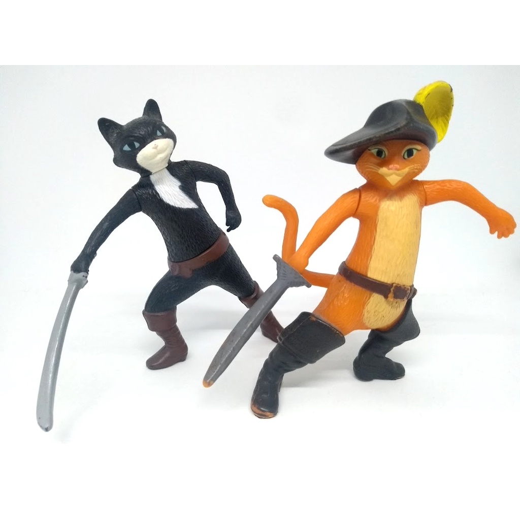 Gato de Botas e Kitty Pata Mansa McDonald's Shopee Brasil