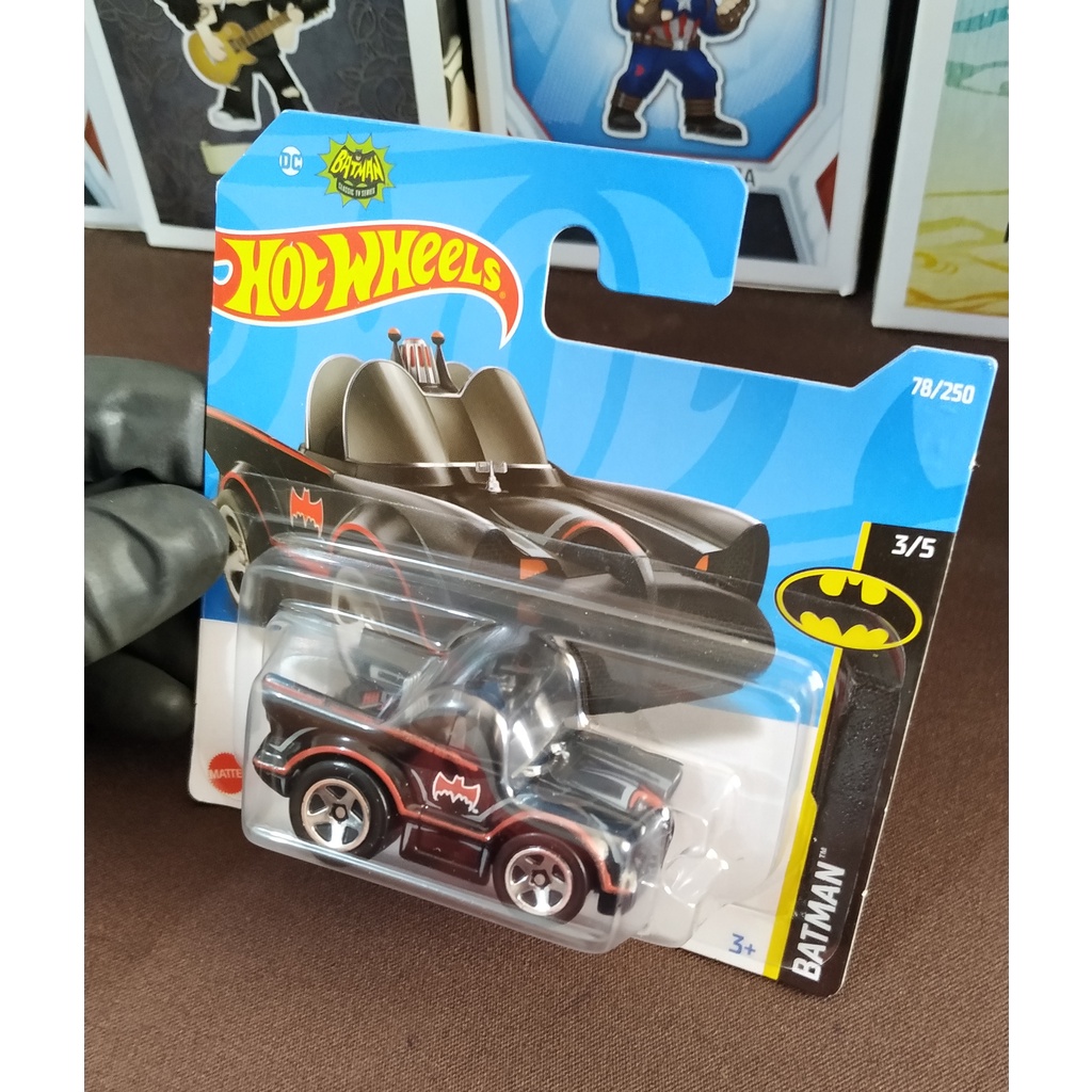 HOT WHEELS CLASSIC TV SERIES BATMOBILE