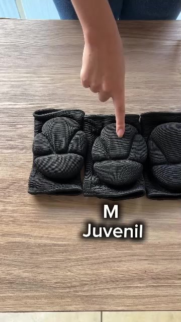 Kit Conjunto Joelheira Manguito Para Volei Infantil Juvenil Esportes Anti Impacto Proteção Joelhos