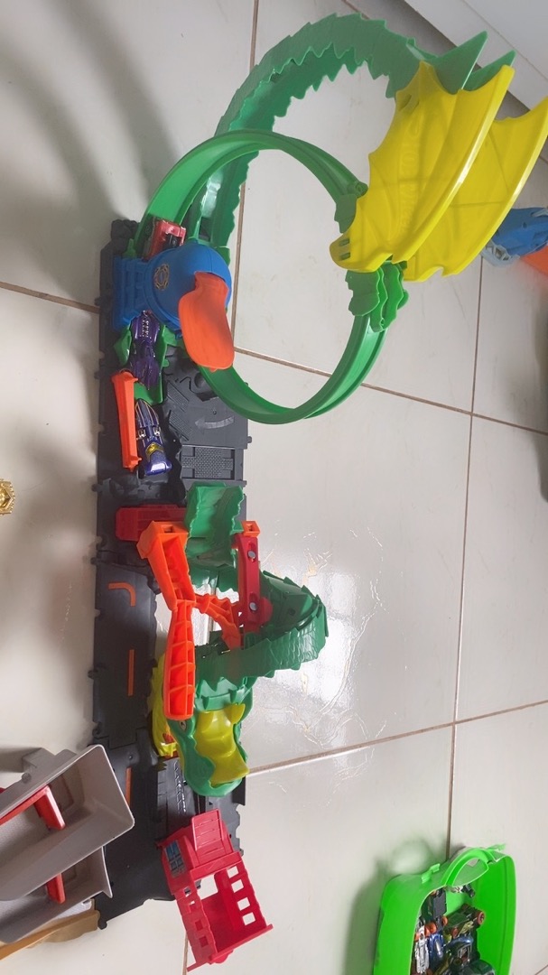 Pista Hot Wheels City Ataque Épico Do Dragão Danti HDP03 Mattel em