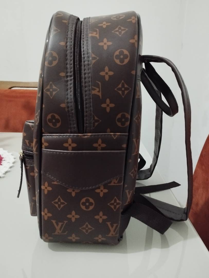 Mochila Louis Em Couro Vuitton Bolsa De Mão Escolar Maternidade Passeio  Feminina Masculina DESCONTÃO DE BOAS-VINDAS