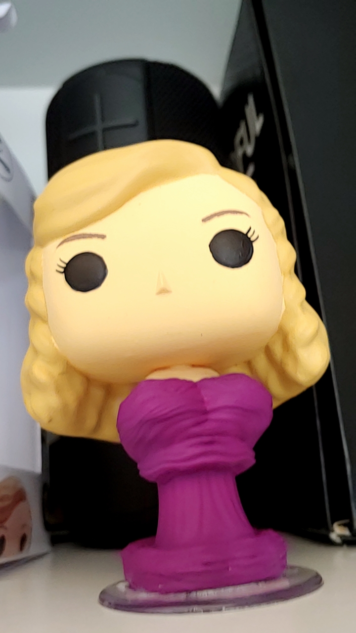 Made a custom fearless pop to add to my taylor swift pop