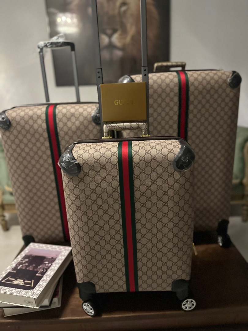 Kit de Malas de Viagem Louis Vuitton – Possessive