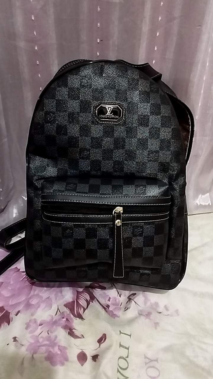 Kit Louis Vuitton Mochila Bolsa E Necessaire Em Couro Organizadora  Masculina Feminina GRANDE PROMOÇÃO