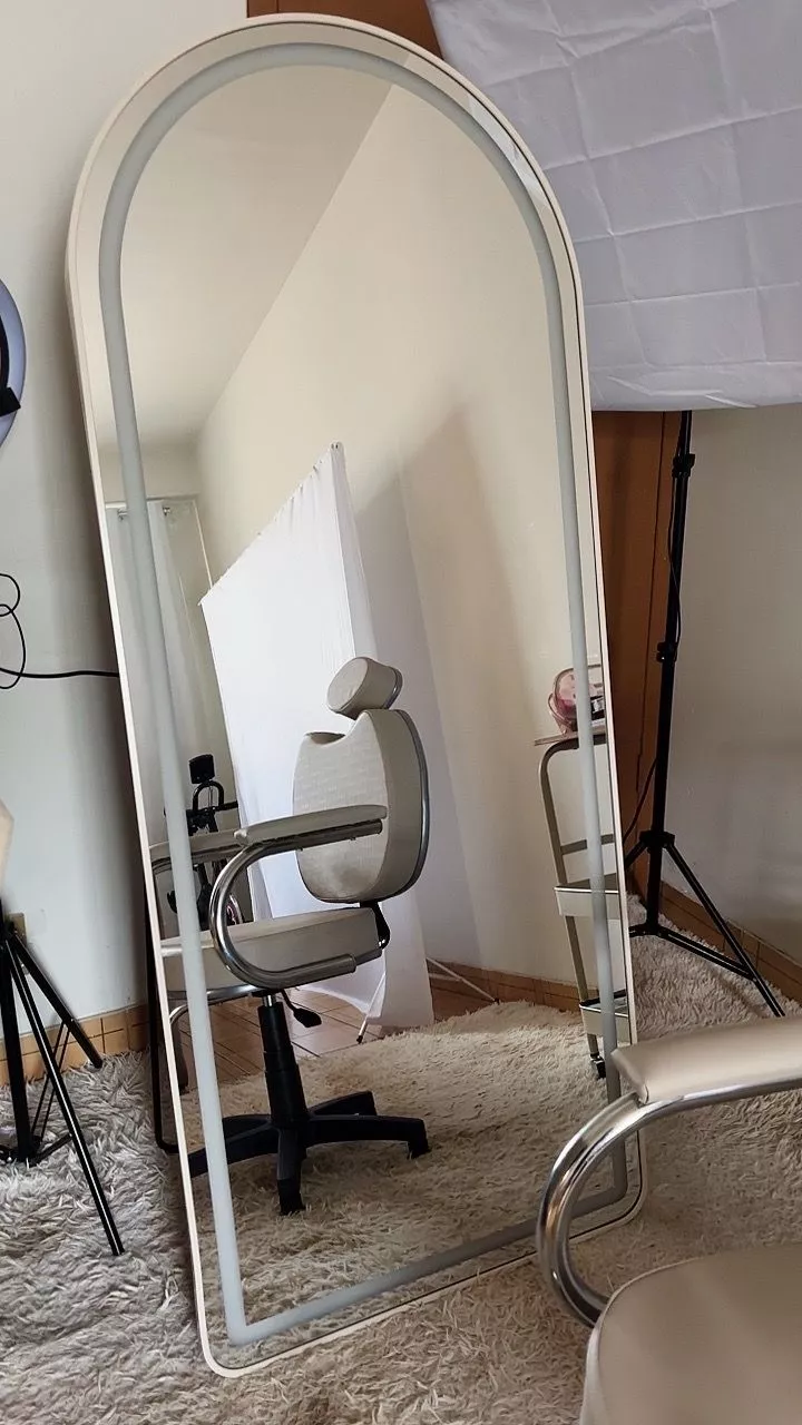 Espelho Arco com LED instalado — foto de cliente 3