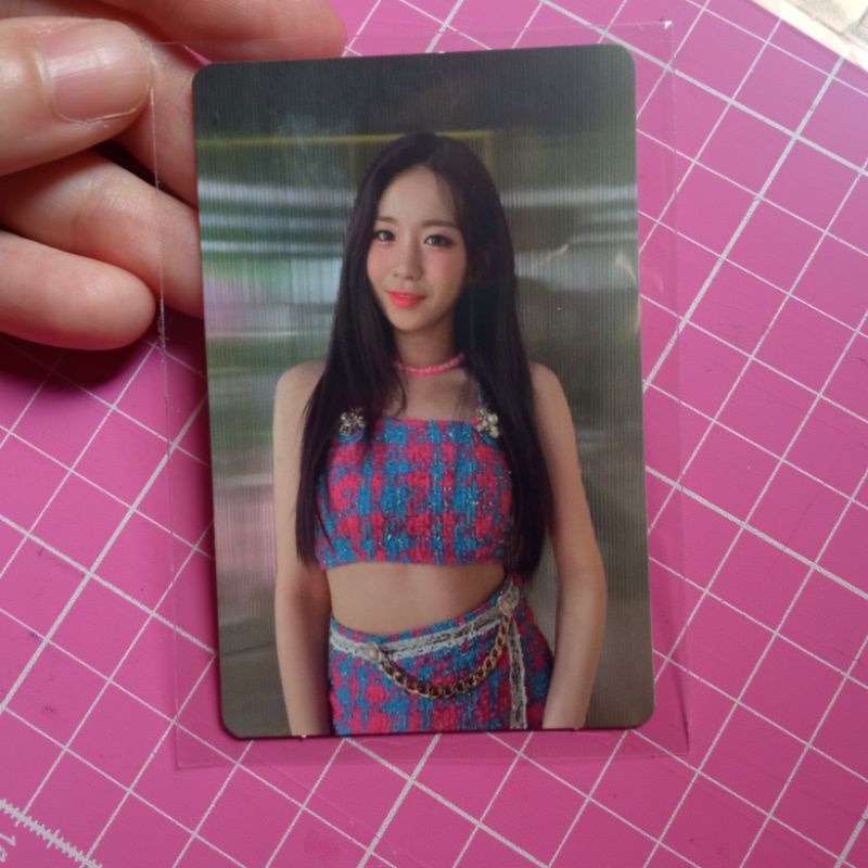 Woo!Ah! Photocard Kpop oficial wooah Photocards Qurious Wish Lucy