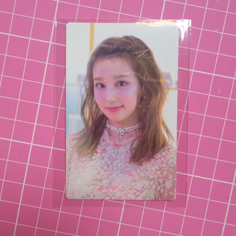Woo!Ah! Photocard Kpop oficial wooah Photocards Qurious Wish Lucy