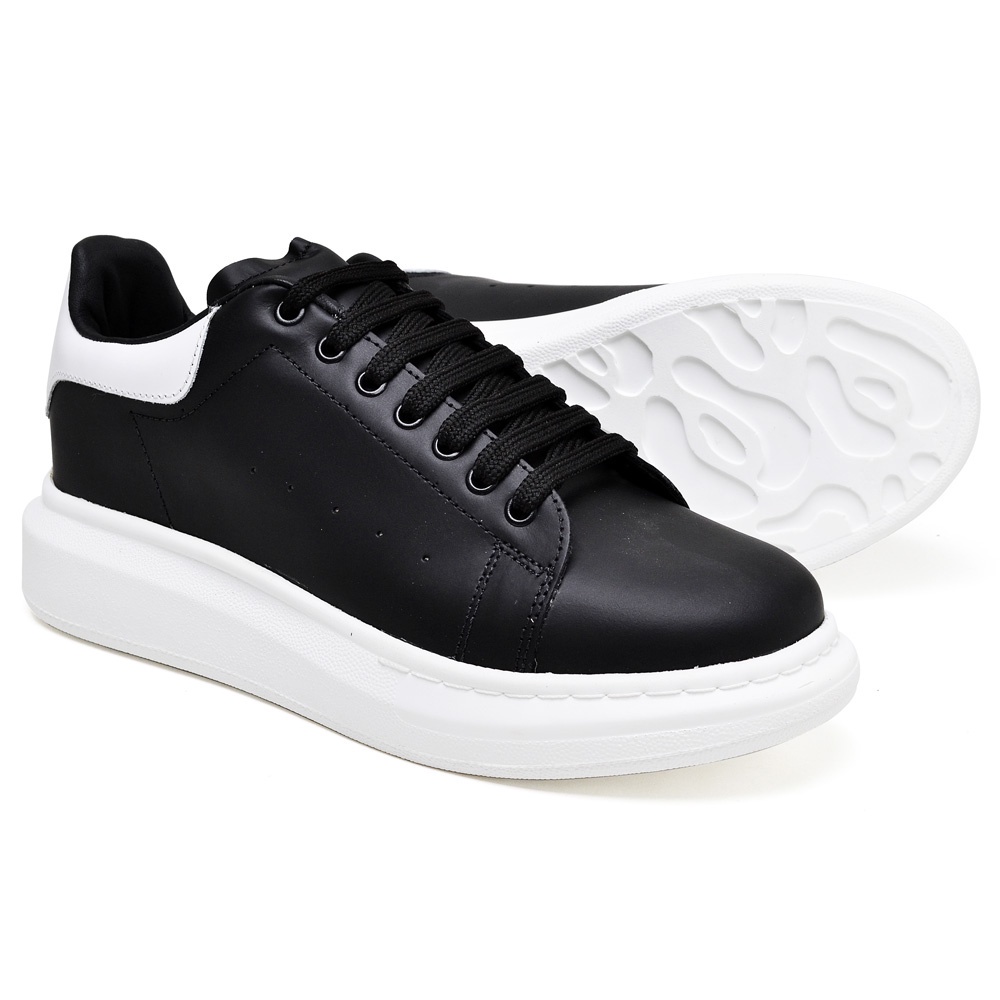 Tenis Masculino Oversized Alexander Mcqueen Preto e Branco
