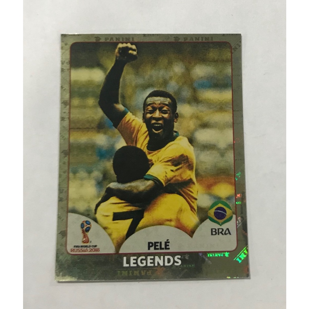 Figurinha Cromada do Rei Pelé (Número 680) Legend do Álbum da Copa do Mundo da Rússia 2018 - Item de Coleção Original Panini