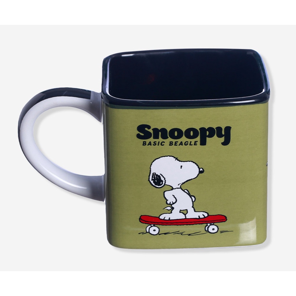 Caneca Cubo Snoopy Basic Beagle Skate Cachorro Charlie Brown | Shopee ...