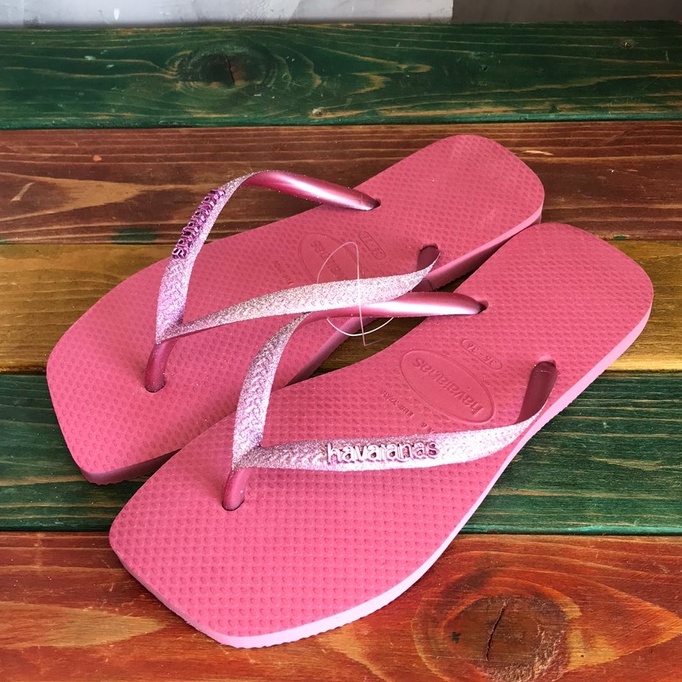 Sandalia havaiana best sale de veludo