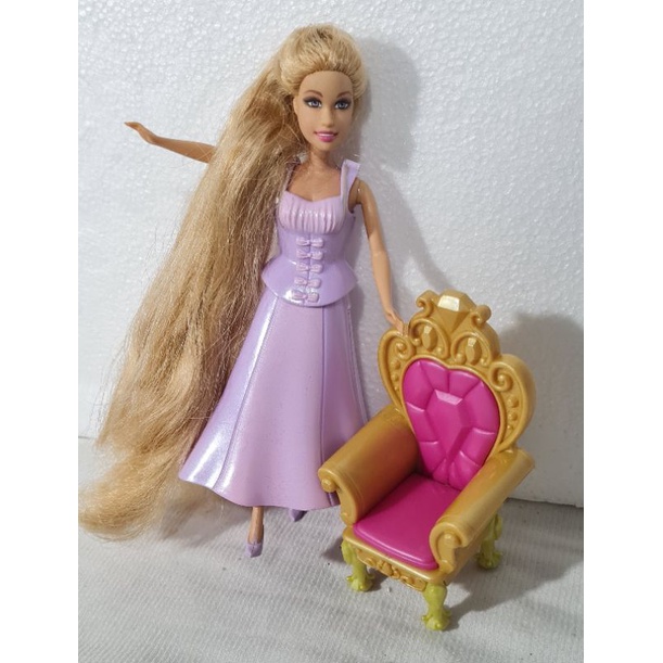 Boneca Barbie - Escola de Princesas - Desapegos de Roupas quase