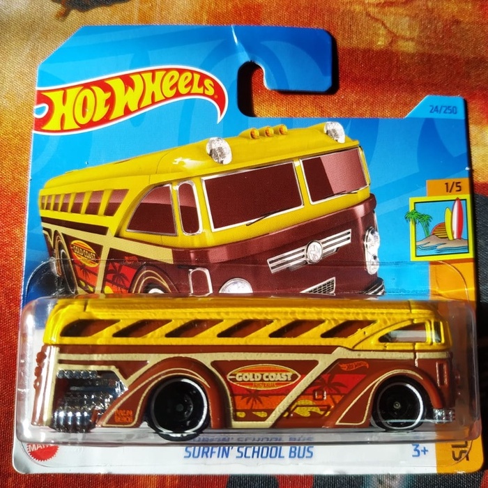 Hot Wheels School Bus in Cars, Trucks & Vans