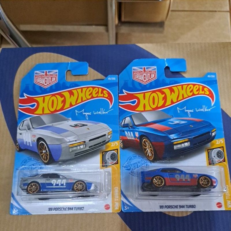 Hot Wheels "combo"89 Porsche 944 Turbo "Magnus Walker"