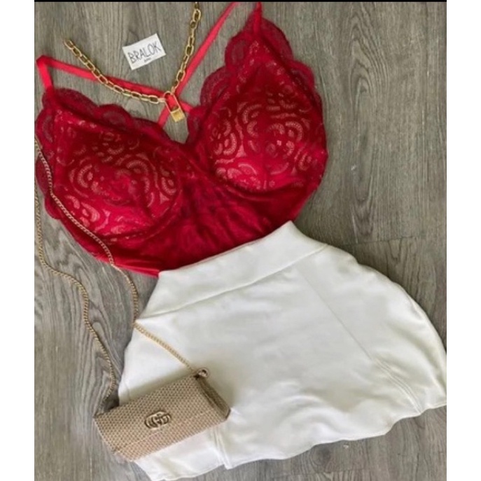 Body vermelho com saia hot sale preta