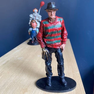 Freddy Krueger Action Figure Boneco Colecionável Estatueta Estátua em Resina