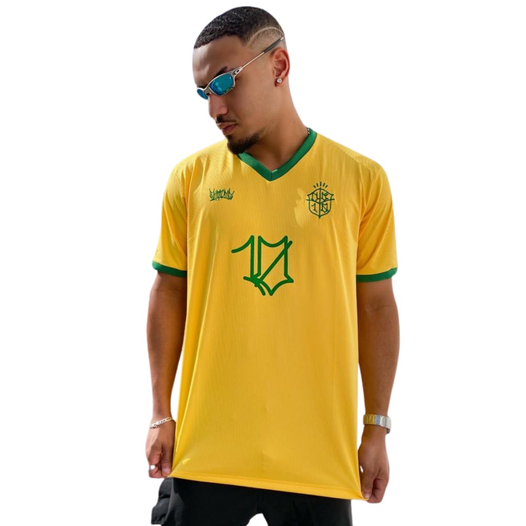 Denji e Power com camisetas de times brasileiros : r/futebol