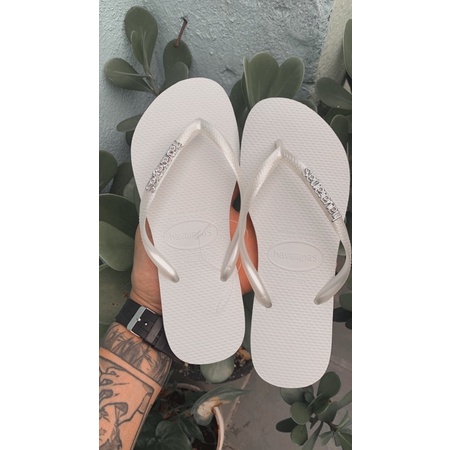 Chinelo Havaianas Slim + Pingente