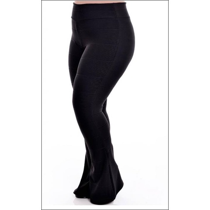 Calça Plus Size Flare Disfarça Gordurinhas Cintura Alta Grossa