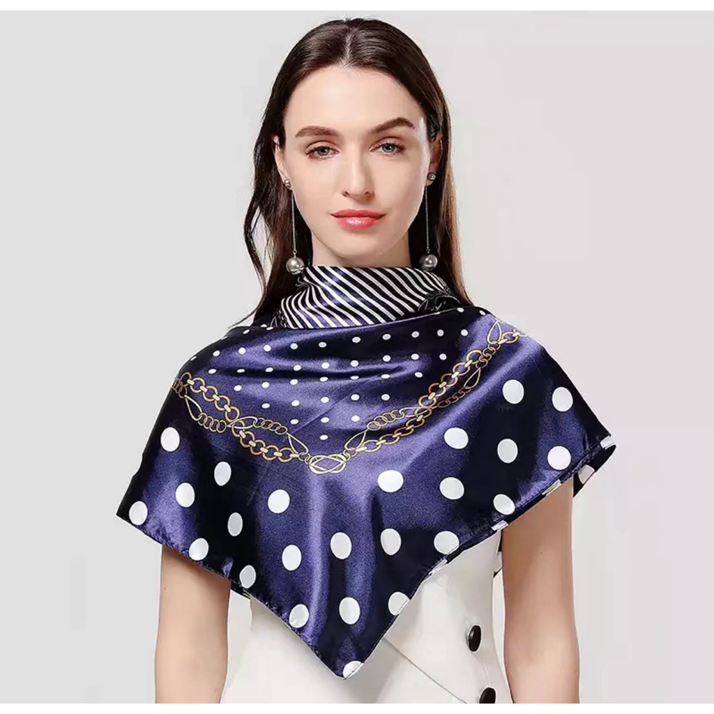 Lenço Feminina Pescoço Echarpe Cetim Scarf Estampas 90x90cm | Shopee Brasil