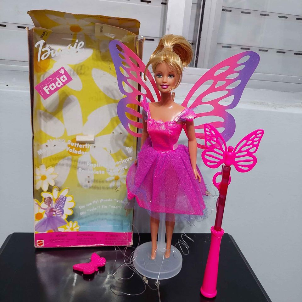 Barbie flying online butterfly