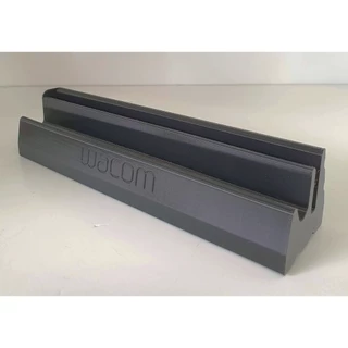 Suporte mesa digitalizadora Zinnia Momentum MT100 com espaço para organizar os cabos