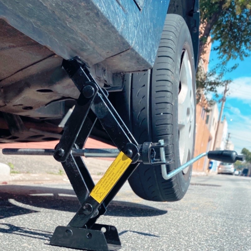 Macaco Articulado Universal Para Levantar Carros Leves Novo | Shopee Brasil