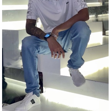 Look Masculino Calça Jeans E Tenis Branco Sport Fino Tenis Para