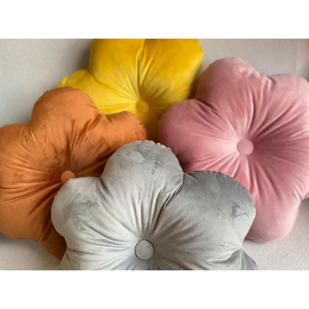 Almofada Decorativa Em Formato De Flor (diversas Cores)