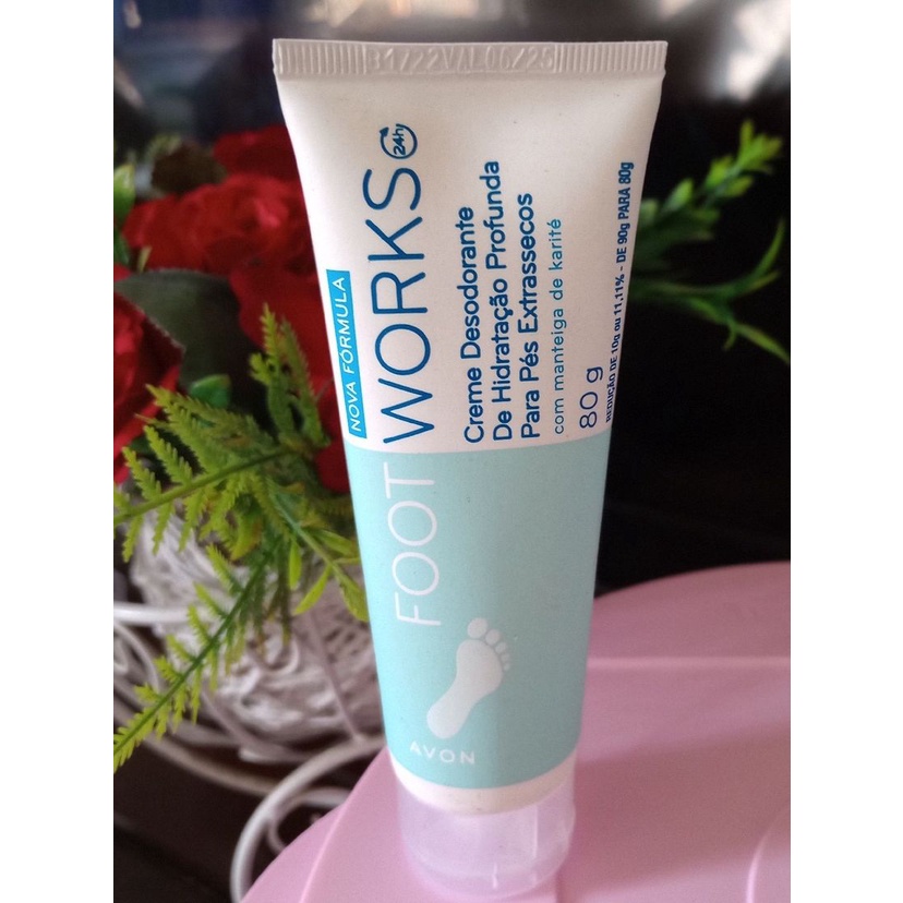 creme-de-hidratacao-profunda-para-pes-extrassecos-90g-foot-works-avon