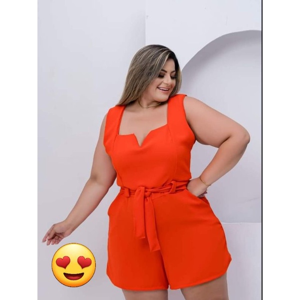 Macaquinho curto hot sale plus size