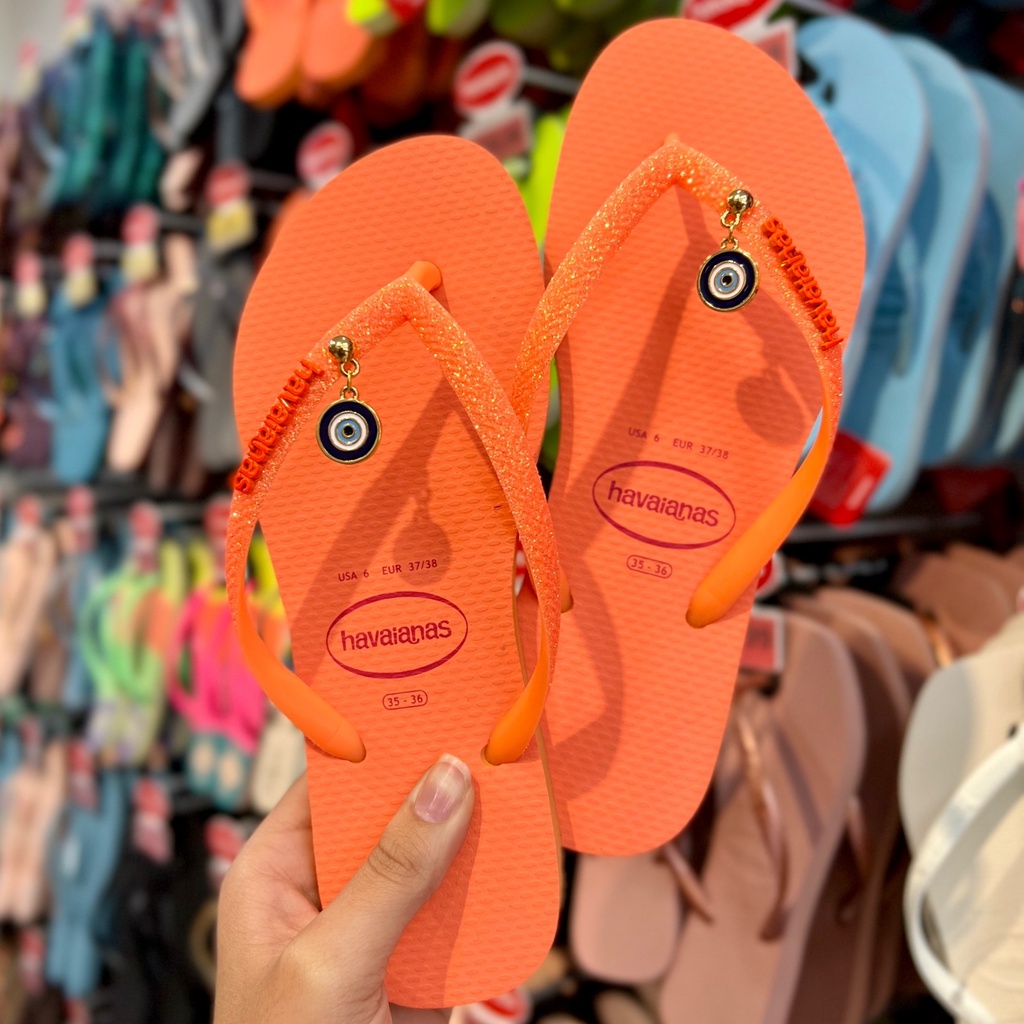 Chinelo Havaianas Slim Neon Coral Pingente Olho Grego Pendurado Maior