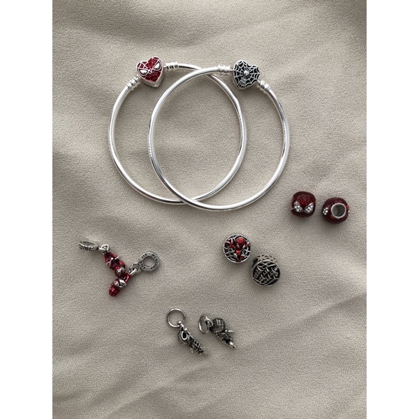 berloque pulseira homem aranha Pandora